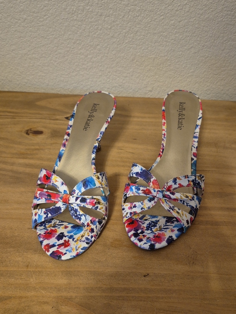 Kelly & Katie Multicolor Floral Knot-Front Slide Sandals
